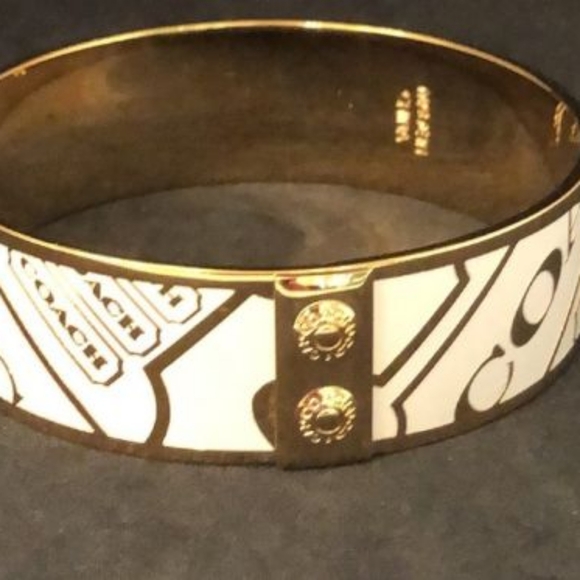 Coach Vintage Logo Bracelet - Picture 4 of 8